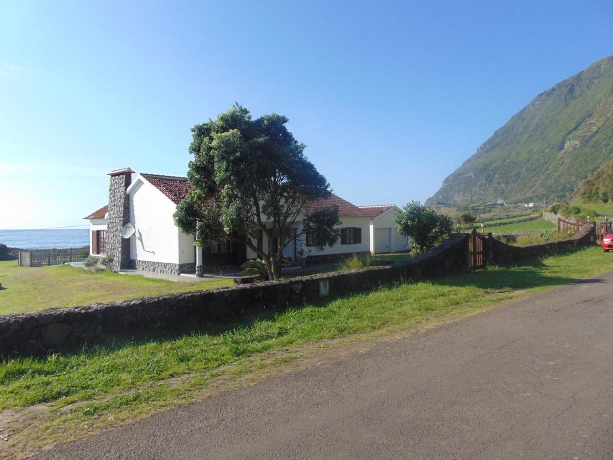Casas Da Cascata Villa Lajes das Flores Dış mekan fotoğraf