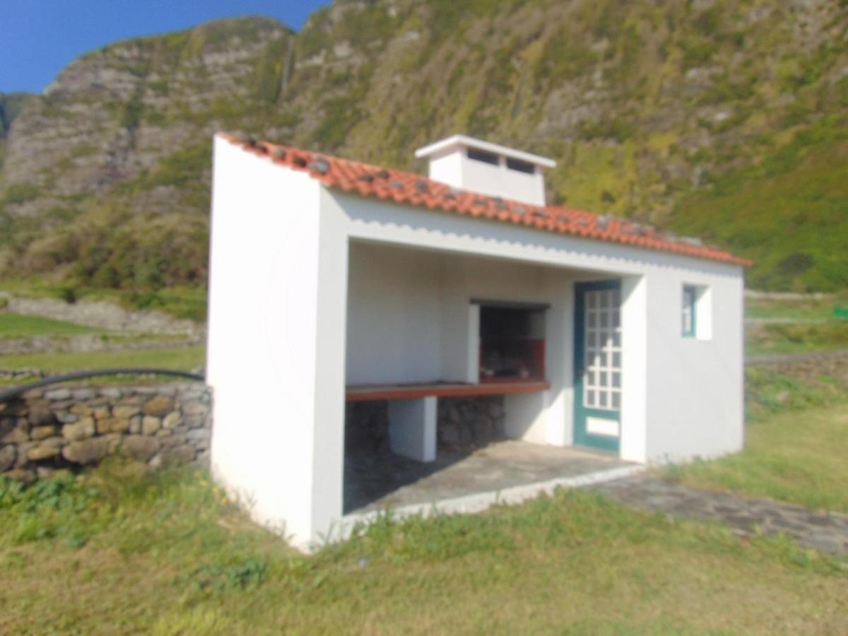 Casas Da Cascata Villa Lajes das Flores Dış mekan fotoğraf