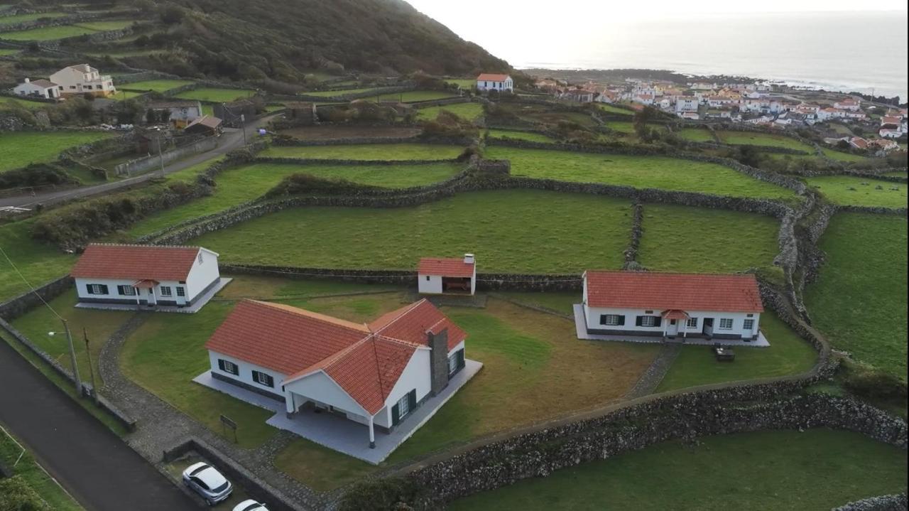 Casas Da Cascata Villa Lajes das Flores Dış mekan fotoğraf